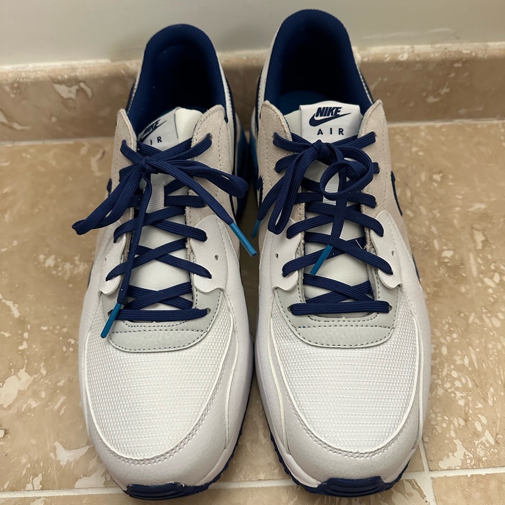 Nike Air Max Excee 10.5